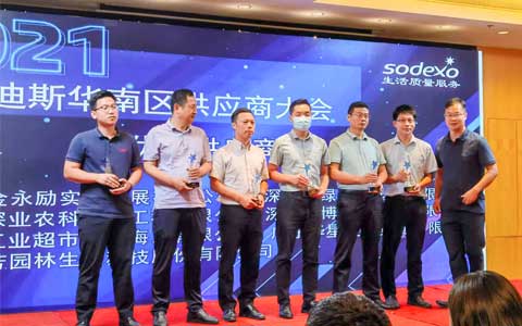 �격����-����Ʒ������