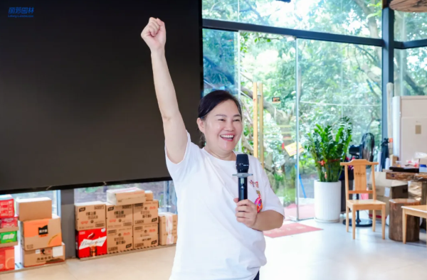 �격����-����Ʒ������