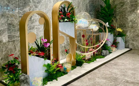 ������ֲ���������д��¥��ֲ��ڼ���Ǯ?