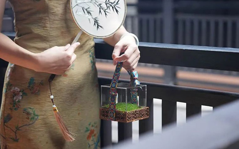 �격����-����Ʒ������